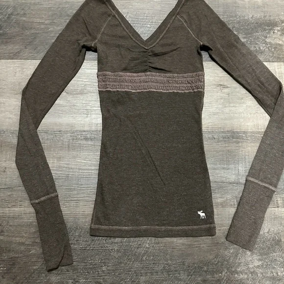 Abercrombie and Fitch Vintage Girls  brown color tops - Picture 4 of 11